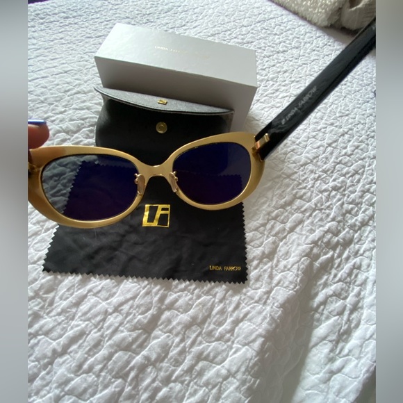 LINDA FARROW Gold Frame Sunglasses - Picture 6 of 14
